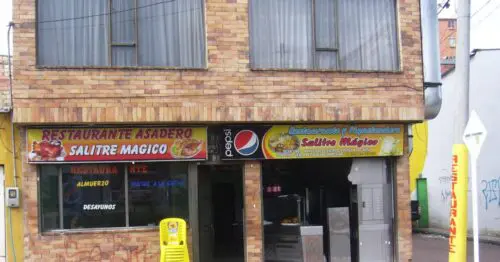 RESTAURANTE Y PIQUETEADERO SALITRE MAGICO BOGOTÁ RESTAURANTE Y PIQUETEADERO SALITRE MAGICO BOGOTÁ
